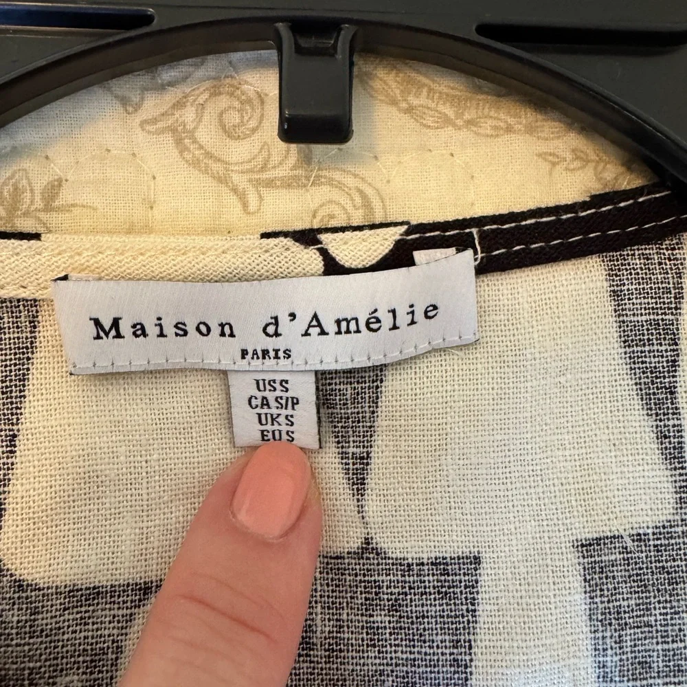 NWOT Maison d’Amelie Paris Black and White Geometric Blouse, S🦋